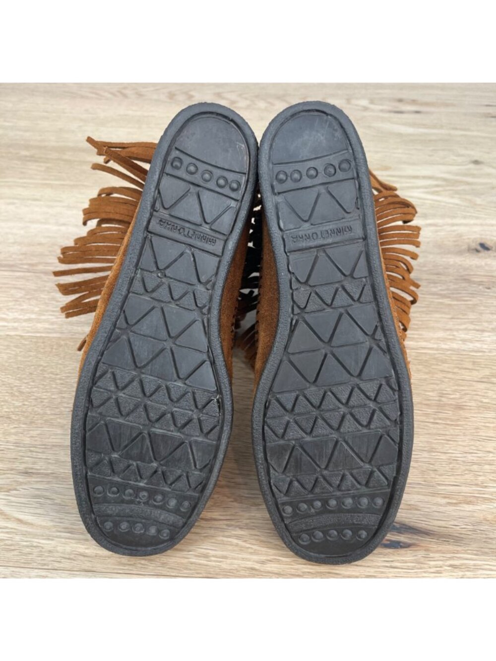 Minnetonka Womens Hi Top Back Zip Western Bootie Shoes Size 6 Brown Suede Fringe - Picture 10 of 11